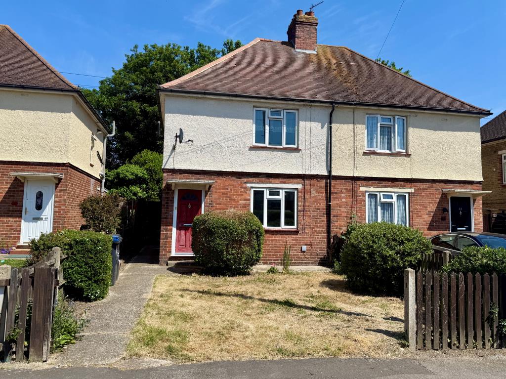 Lot: 19 - VACANT SEMI-DETACHED HOUSE - Semi-detached house